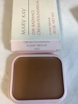 ~ NOS ~ Mary Kay CLASSIC BRONZE Day Radiance Cream Foundation NEW 0122 - $34.00