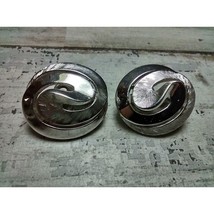 Vintage Signed Trifari Silver Tone Brushed Metal Swirl Clip On Earrings MCM - £6.54 GBP