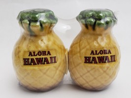 Vintage Aloha Hawaii Pineapple Salt &amp; Pepper Shakers 2 3/4&quot; New - £15.78 GBP