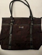nine and co purse - $282.69 MXN