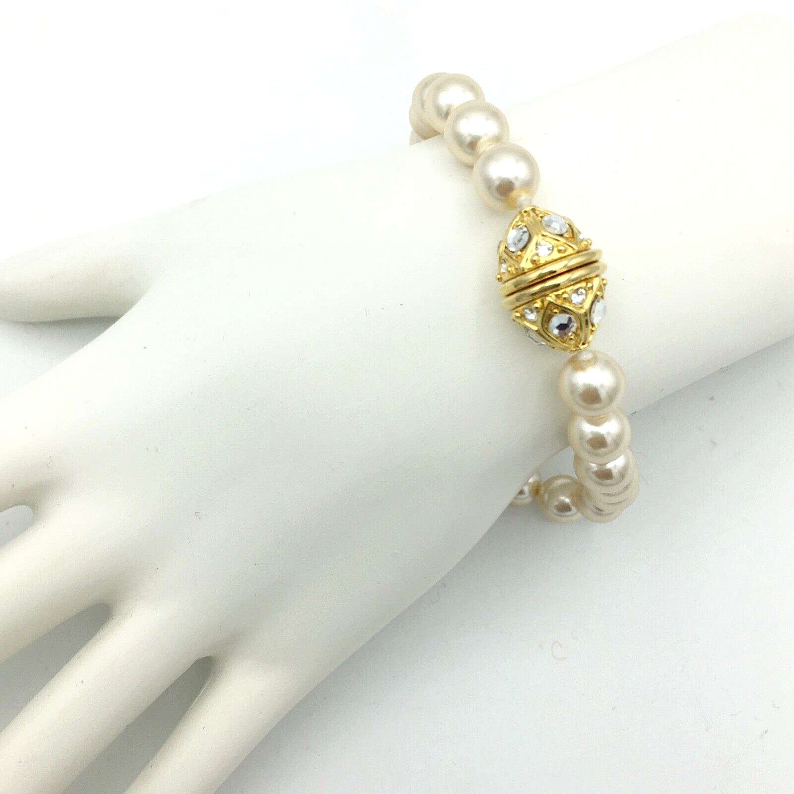 NOLAN MILLER faux pearl bracelet - single strand w gold-tone crystal screw clasp - $30.00
