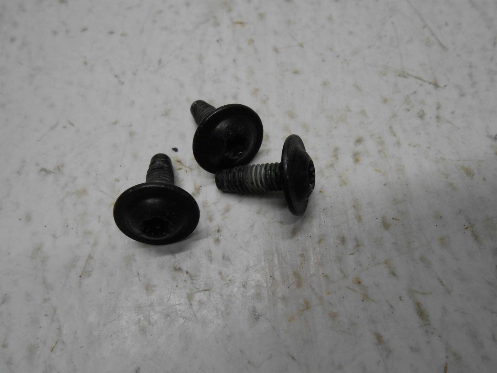 2011 Chevrolet Equinox Trunk Hatch Tailgate Latch Bolts - $24.99