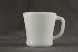 VINTAGE Kitchen Signed FEDERAL Milk Glass D Handle Coffee Mug - £7.80 GBP