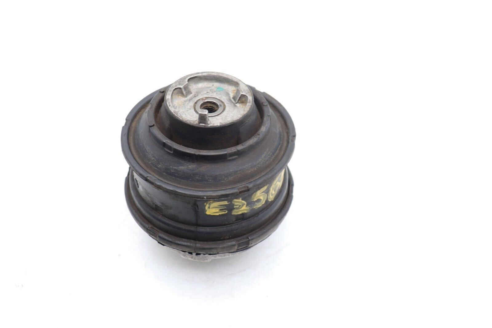 01-07 MERCEDES-BENZ W203 C230 ENGINE MOUNT E2561 - $51.56