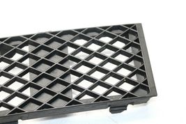2006-2008 BMW 750i 750Li E66 FRONT RIGHT PASSENGER BUMPER LOWER GRILLE P8532 image 2