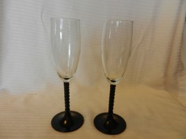 Set of Two Clear Glass Champagne Flutes Glasses With Black Spiral Stem 8... - $45.00