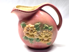 Vintage HULL POTTERY Tilt Water Pitcher Pink With Yellow Daisy Model 55 - USA - £14.33 GBP