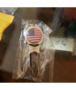 Thin Blue Line American Flag Golf Divot Repair Tool and Ball Marker - $202.17 MXN