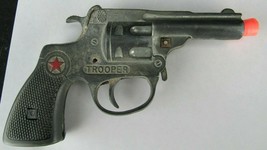 Vintage HUBLEY TROOPER Toy Cap Gun Pistol Revolver Type 6 1/4 inches SNU... - $23.36