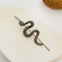 Black Snake Ear Cuff - £9.44 GBP