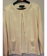 Womens’s Cardigan Sweater - $341.94 MXN