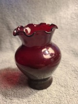 Vintage Anchor Hocking Royal Ruby Red Ruffled Edge Bud Vase 4&quot; Tall - $6.79