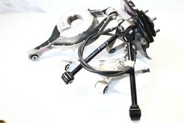 2003-2007 INFINITI G35 COUPE REAR RIGHT SIDE SPINDLE KNUCKLE ASSEMBLY P1553 image 3