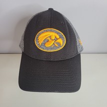 Iowa Hawkeyes Flex Hat Cap Medium /Large NCAA Gray Black Discoloration U... - £12.04 GBP