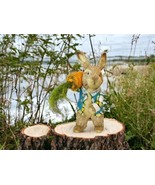 Sisal Paper Anthropomorphic Brown  Rabbit Hare Carrying A Carrot  Easter... - $2,400.88 MXN
