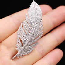 SUYU Luxury Copper Micro Inlaid Cubic Zirconia Feather Brooch Women Wedding Jewe - £11.72 GBP