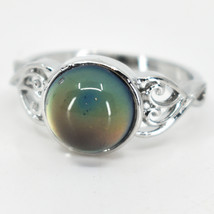 Vintage Inspired Silver Tone Color Changing Cabochon Heart Accent Mood Ring - £5.58 GBP