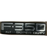 New 1999-2004 F-350 Lariat Super Duty RH &amp; LH Fender Emblems Nameplate - $470.04 MXN