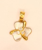 18k gold flower pendant  from Singapore #b6 - £113.50 GBP