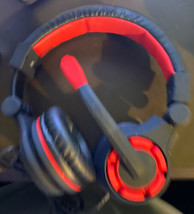 DreamGear DGUN-2588 Universal GRX-670 Gaming Headset / Over Ear Headphon... - $6.97 CAD