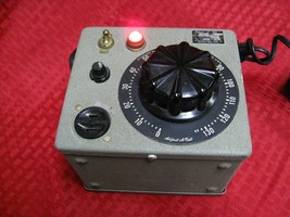 Adjust-A-Volt Variable Transformer PA-3 A2351 0-135V - $1,385.25 MXN
