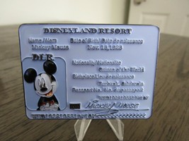Disneyland Resort Mickey Mouse Magic Kingdom Passport ID Card Challenge Coin  - £22.67 GBP