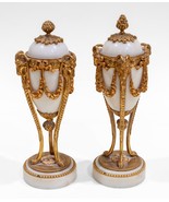 Louis XIV Style Marbre Et Bronze Doré Votive Cassolettes Votives Superbe - $3,503.56 CAD