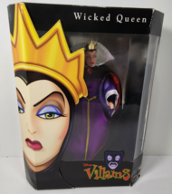 Disney Villains Wicked Queen Doll Theme Park Exclusive Limited Edition 88012 - £29.79 GBP