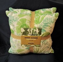NEW TOMMY BAHAMA 2 Floral Palm Leaf Outdoor Throw Pillows Fade &amp; Water Resistant - £71.38 GBP