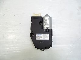 12 Mercedes W204 C63 sunroof motor, panoramic roof 2079061000 - $89.99