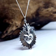 Flaming Sacred Heart Pendant Necklace Thorns 925 Sterling Silver 18&quot; Chain Boxed - £45.37 GBP