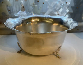 Vintage Silverplate WM Rogers 427 Footed BOWL, Dish Scalloped Edge 7.5” - $17.77