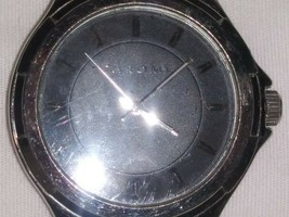 MEN&#39;S CHROME WRIST WATCH - $88.40 CAD