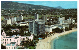 Outrigger Hotel next to Royal Hawaiian HOTEL at Waikiki Beach Hawaii Postcard - £19.94 GBP