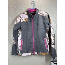Yukon Gear Womens Windproof Softshell Fleece Lined Jacket Mossy Oak Prin... - $21.95