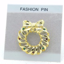 Vintage NOS Gold Tone Multi-Color Rhinestone Christmas Wreath Pin Brooch - $13.72