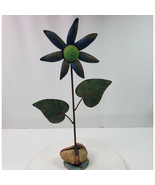 Vintage Metal Art Flower 21 Inch Tall Home Garden Patio Porch Handcrafted - €26,67 EUR