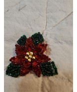 Vintage Red &amp; Green Sequin &amp; Bead Poinsettia Lapel Pin Hat  Nice Conditi... - $320.61 MXN