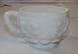 Westmoreland Milk Glass coffee tea cup Grape Vine design white Vintage 3 1/8&quot;~ - £10.27 GBP