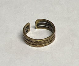 Silpada K R Brass Size 4.5 Three Lines Textured Bold Statement Ring - £23.32 GBP