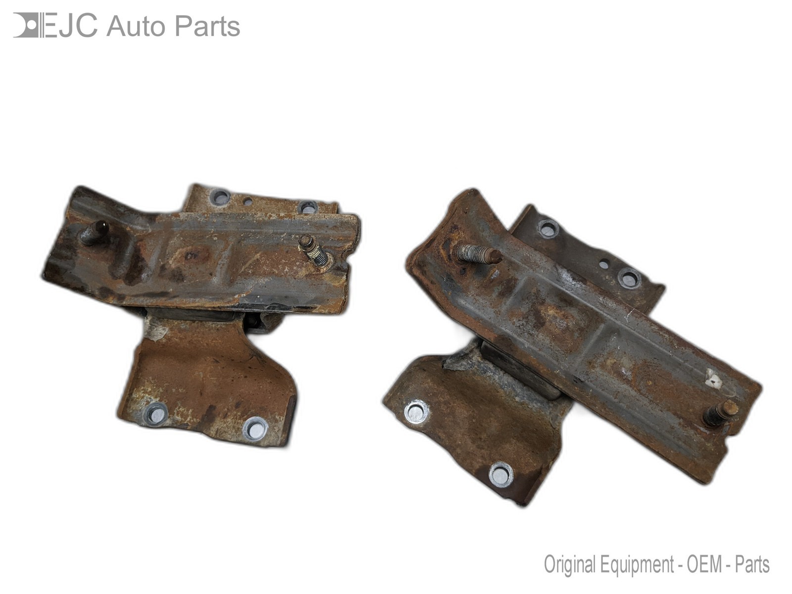 Motor Mount Brackets Pair From 1999 Ford E-350 Super Duty  6.8 - $76.87