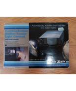 Heath Zenith SL-5320-A Outdoor/Indoor Motion Sensor Light Control W/ Lam... - $275.55 MXN