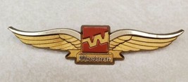 Vintage Western Airlines Junior Pilot Plastic Wing Pin Goldtone - £19.31 GBP