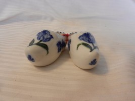 Pair of Miniature Ceramic Dutch Shoes from Delft Holland Handpainted - £39.96 GBP