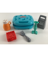 Play-Doh Kitchen Creations Playset Molds Press Tools Food Gadget 2016 Ha... - $590.16 MXN