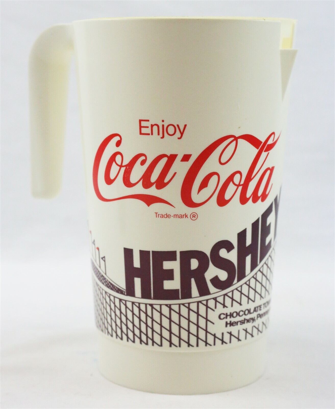 VINTAGE Hershey Park / Coca Cola 50 oz Plastic Pitcher - $19.79