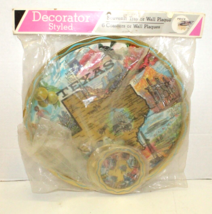 Vintage Decorator Styled Texas Round Souvenir Tray With 6 Coasters Wall Plaque - £27.37 GBP