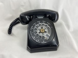 Vintage Stromberg Carlson Model 1543 WKK Black Rotary Dial Desk Telephone - $33.24