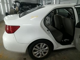 Passenger Right Quarter Panel Sedan Fits 10-13 FORTE 104434307 - $7,287.38 MXN