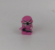 Squinkies Pink Power Ranger .75&quot; Rubber Collectible Mini Toy Figure - $5.81